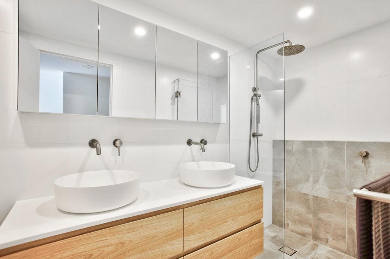 3 Bedrooms - Darling Harbour - Junction St Holiday home Sydney