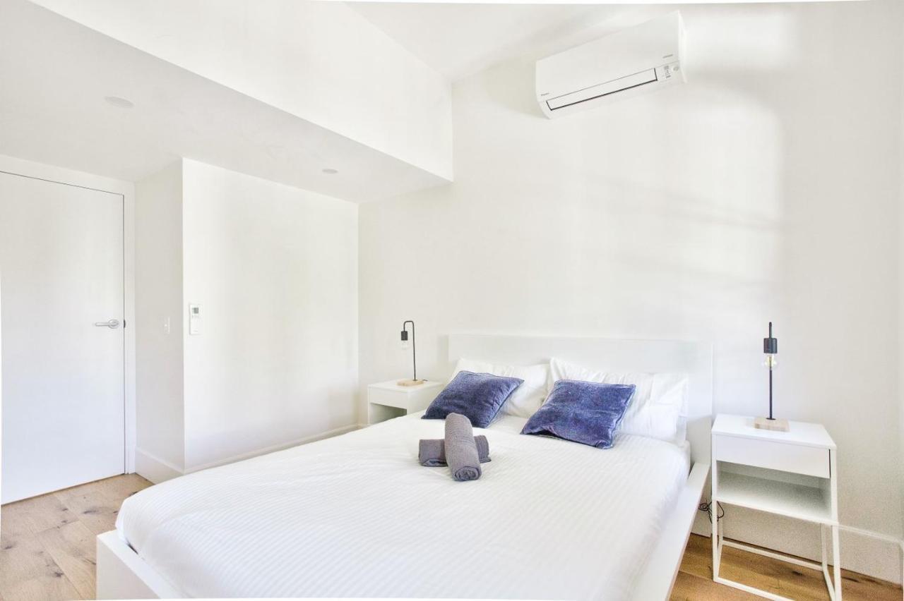 3 Bedrooms - Darling Harbour - Junction St * Sydney