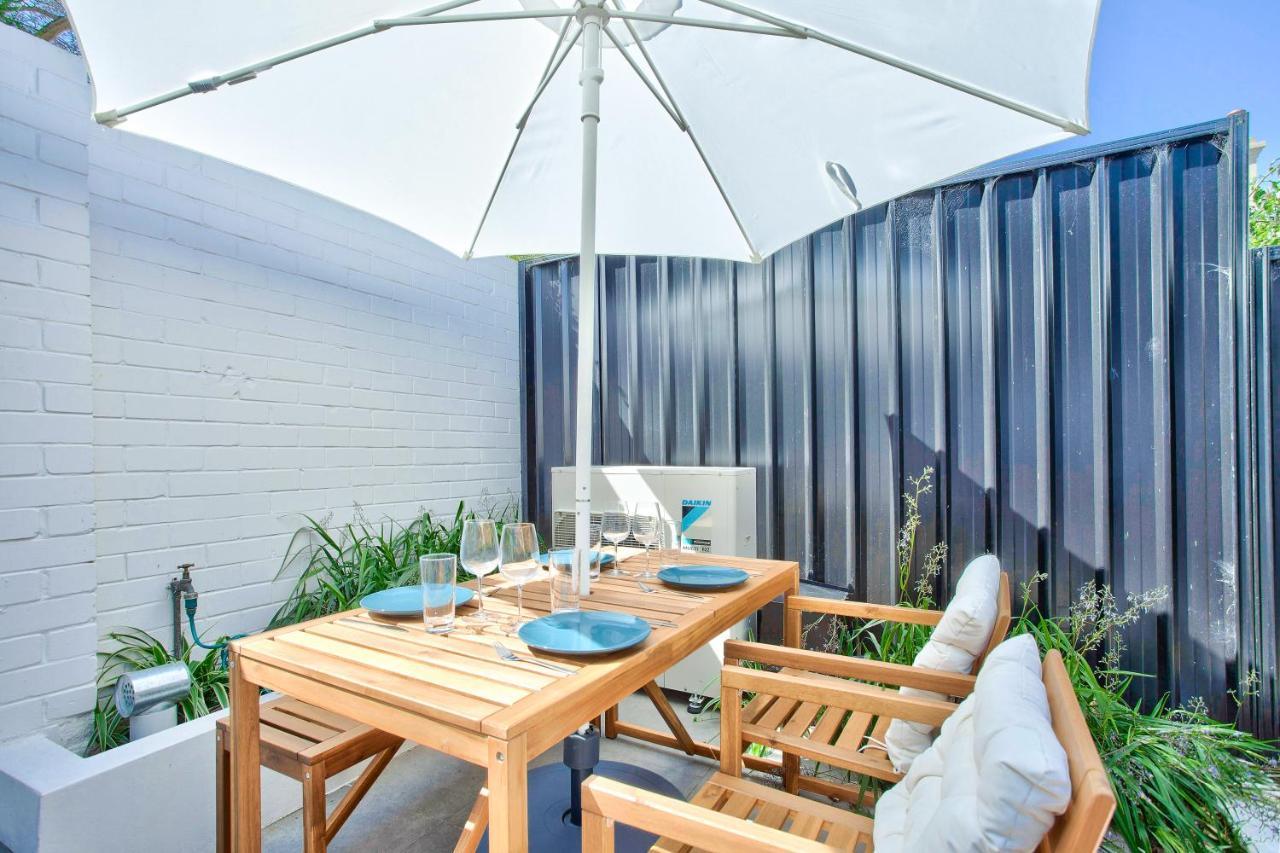 3 Bedrooms - Darling Harbour - Junction St *